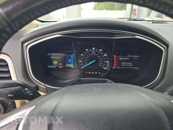2014 Ford Fusion SE – miniatura 9
