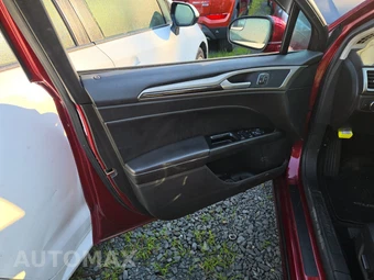 2014 Ford Fusion SE - miniatura 9