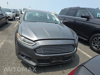 2014 Ford Fusion SE – miniatura 2