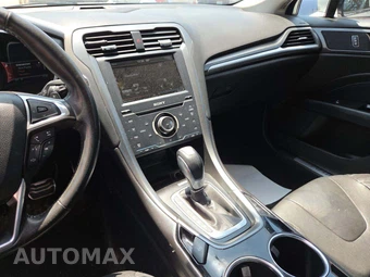 2014 Ford Fusion Titanium - miniatura 10