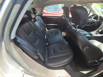 2014 Ford Fusion Titanium - miniatura 16