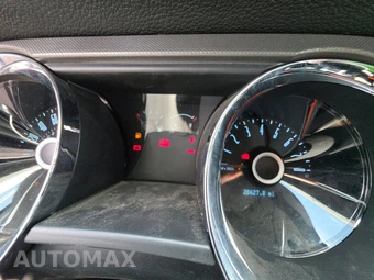 2014 Ford Mustang GT Coupe - miniatura 12