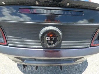 2014 Ford Mustang GT Coupe - miniatura 16