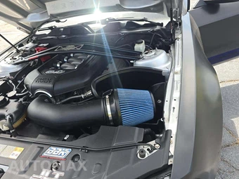 2014 Ford Mustang GT Coupe - miniatura 22