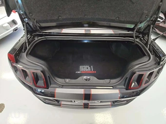 2014 Ford Mustang GT Premium Convertible - miniatura 14