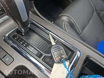 2014 Ford Mustang GT Premium Convertible - miniatura 8