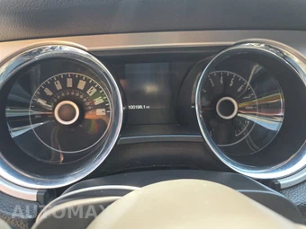 2014 Ford Mustang GT Premium Coupe - miniatura 18