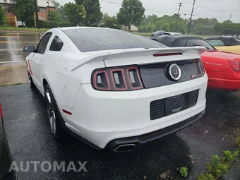 2014 Ford Mustang GT Premium Coupe – miniatura 2