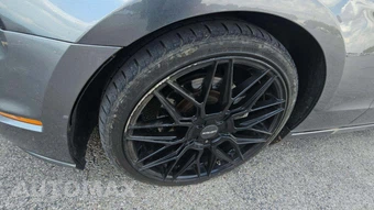 2014 Ford Mustang GT Premium Coupe - miniatura 20