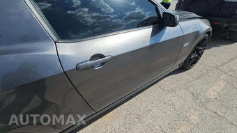 2014 Ford Mustang GT Premium Coupe - miniatura 34
