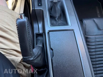 2014 Ford Mustang Shelby GT500 Coupe - miniatura 28