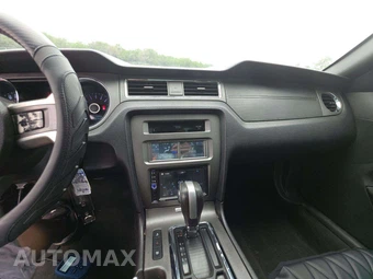 2014 Ford Mustang V6 Coupe - miniatura 7
