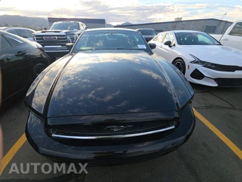 2014 Ford Mustang V6 Coupe - miniatura 2