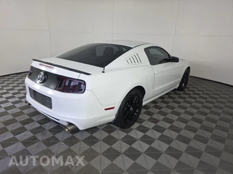 2014 Ford Mustang V6 Coupe – miniatura 4