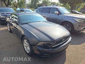 2014 Ford Mustang V6 Coupe - miniatura 4