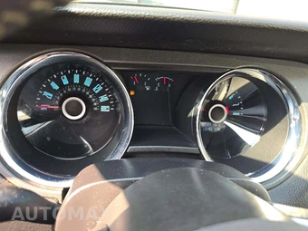 2014 Ford Mustang V6 Coupe - miniatura 9