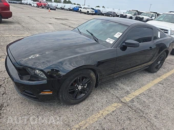 2014 Ford Mustang V6 Coupe - samochód z USA z aukcji Manheim, oferta Kup Teraz w AUTOMAX