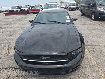 2014 Ford Mustang V6 Coupe - miniatura 2