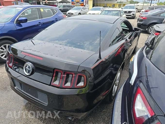 2014 Ford Mustang V6 Coupe – miniatura 3