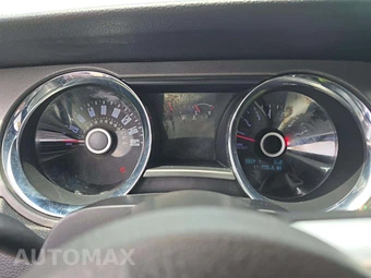 2014 Ford Mustang V6 Coupe – miniatura 9