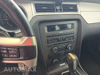 2014 Ford Mustang V6 Premium Coupe - miniatura 11