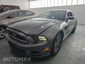 2014 Ford Mustang V6 Premium Coupe