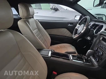 2014 Ford Mustang V6 Premium Coupe – miniatura 15