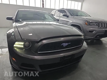 2014 Ford Mustang V6 Premium Coupe – miniatura 2