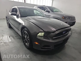 2014 Ford Mustang V6 Premium Coupe – miniatura 3