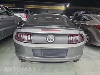 2014 Ford Mustang V6 Premium Coupe – miniatura 5