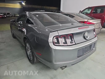 2014 Ford Mustang V6 Premium Coupe – miniatura 6