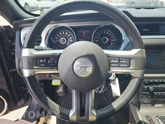 2014 Ford Mustang V6 Premium Coupe – miniatura 10