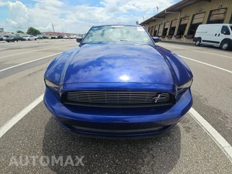2014 Ford Mustang V6 Premium Coupe - miniatura 2
