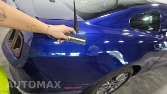 2014 Ford Mustang V6 Premium Coupe - miniatura 23