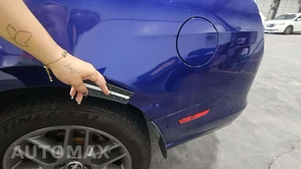 2014 Ford Mustang V6 Premium Coupe - miniatura 39