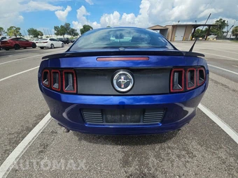 2014 Ford Mustang V6 Premium Coupe - miniatura 5