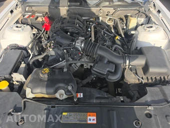 2014 Ford Mustang V6 Premium Coupe – miniatura 15