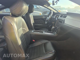 2014 Ford Mustang V6 Premium Coupe – miniatura 8