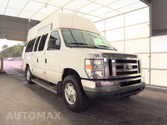 2014 Ford Super Duty E-350 Commercial Cargo Van 138.0" WB - miniatura 3