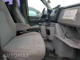 2014 Ford Super Duty E-350 Commercial Cargo Van 138.0" WB - miniatura 8