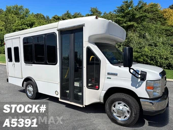 2014 Ford Super Duty E-350 Cutaway - car from the USA, Manheim Buy-Now listing at AUTOMAX