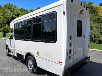 2014 Ford Super Duty E-350 Cutaway - miniatura 11