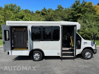 2014 Ford Super Duty E-350 Cutaway - miniatura 4