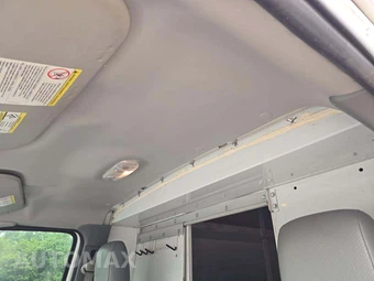2014 Ford Super Duty E-350 Cutaway - miniatura 11