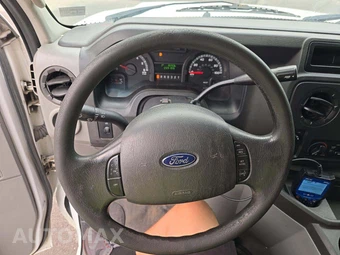 2014 Ford Super Duty E-350 Cutaway - miniatura 18