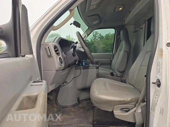 2014 Ford Super Duty E-350 Cutaway - miniatura 6