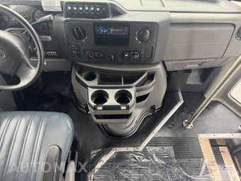 2014 Ford Super Duty E-350 Cutaway DRW - miniatura 21