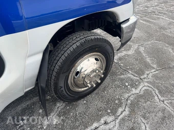 2014 Ford Super Duty E-350 Cutaway DRW - miniatura 36