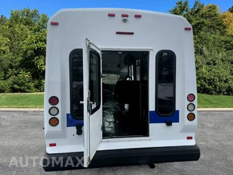 2014 Ford Super Duty E-350 Cutaway DRW - miniatura 8