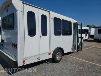 2014 Ford Super Duty E-350 Cutaway DRW - miniatura 4